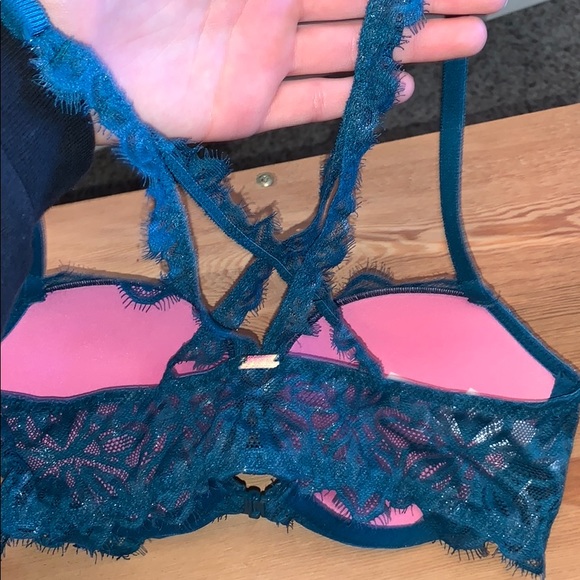 VS pink brellet - Picture 3 of 4